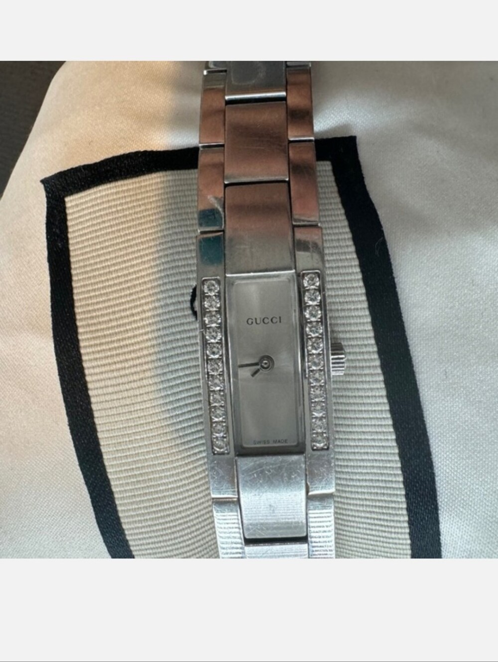 Gucci Silver Stainless Steel Crystal-Trim Women's Bracelet Watch